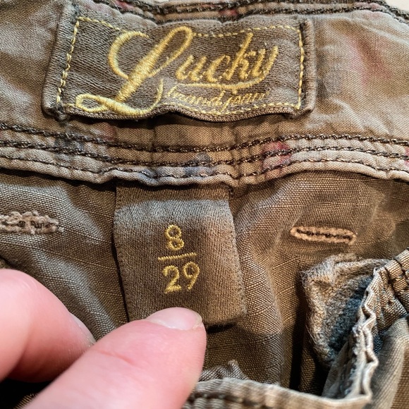 Lucky Brand Shorts OD Olive 8 - Picture 2 of 4